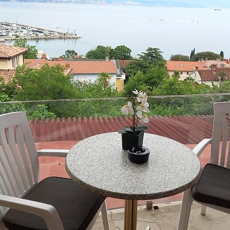 Salyna "Rooms Bela" Ičići Dış mekan fotoğraf
