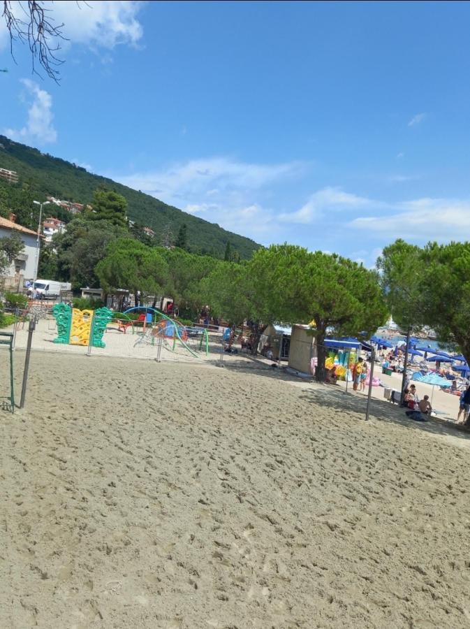 Salyna "Rooms Bela" Ičići Dış mekan fotoğraf