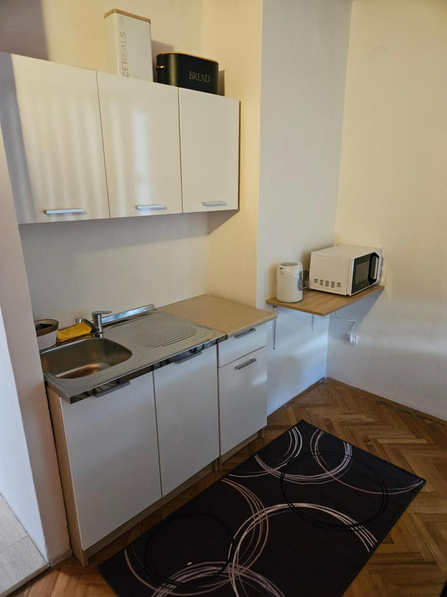 Salyna "Rooms Bela" Ičići Dış mekan fotoğraf